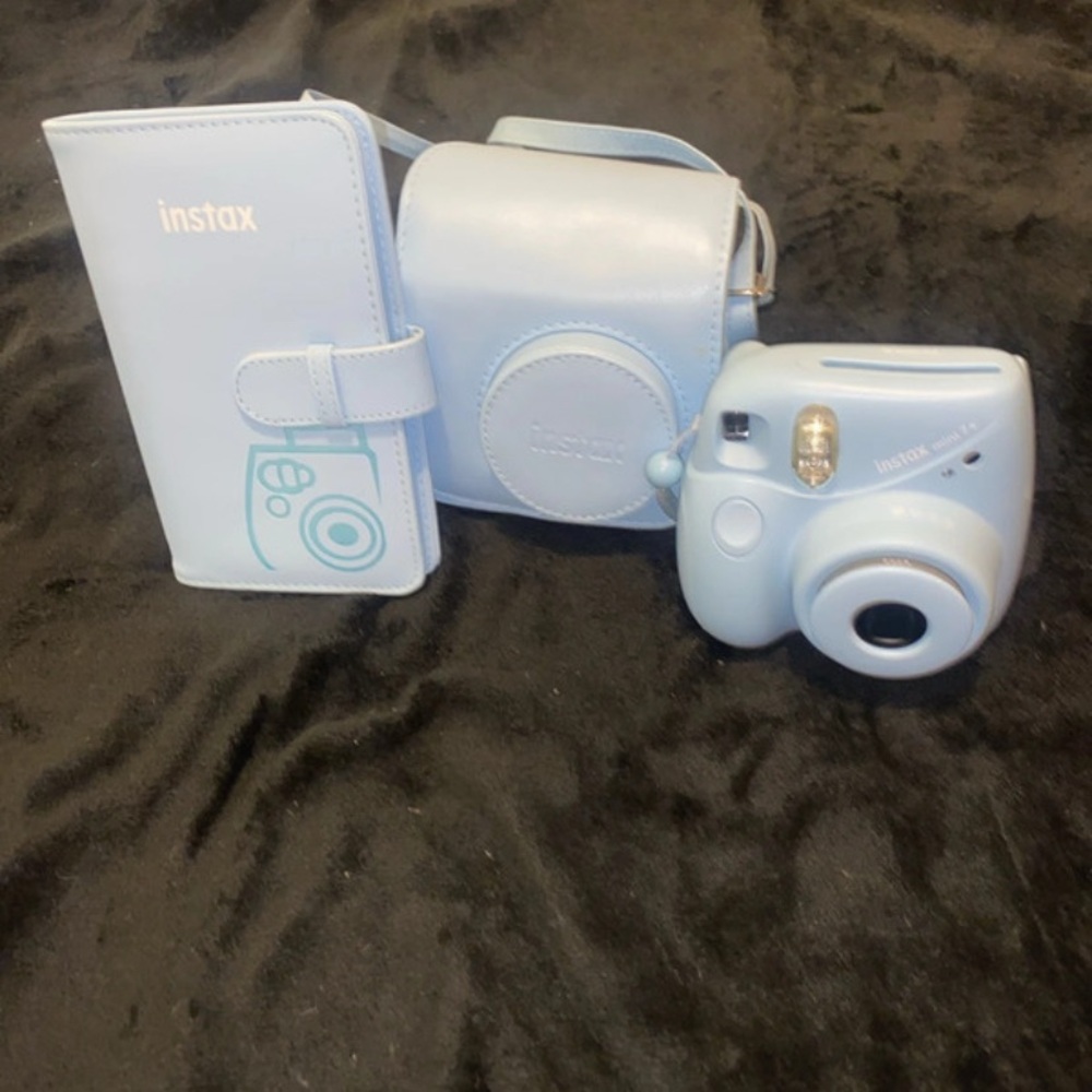 Fujifilm Instax mini 7+ with Case and Album
